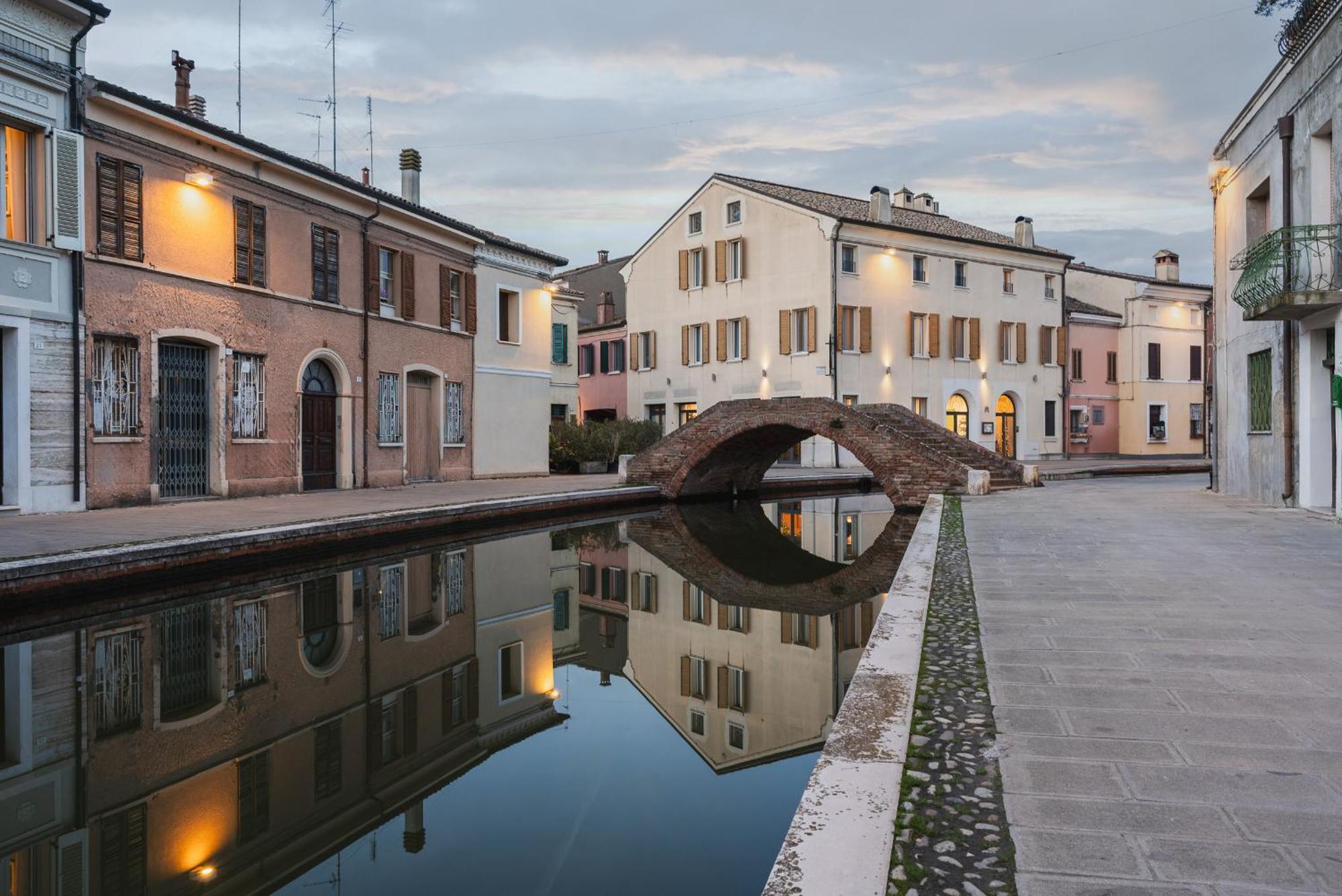 Al Ponticello Bed and Breakfast Comacchio Exteriör bild